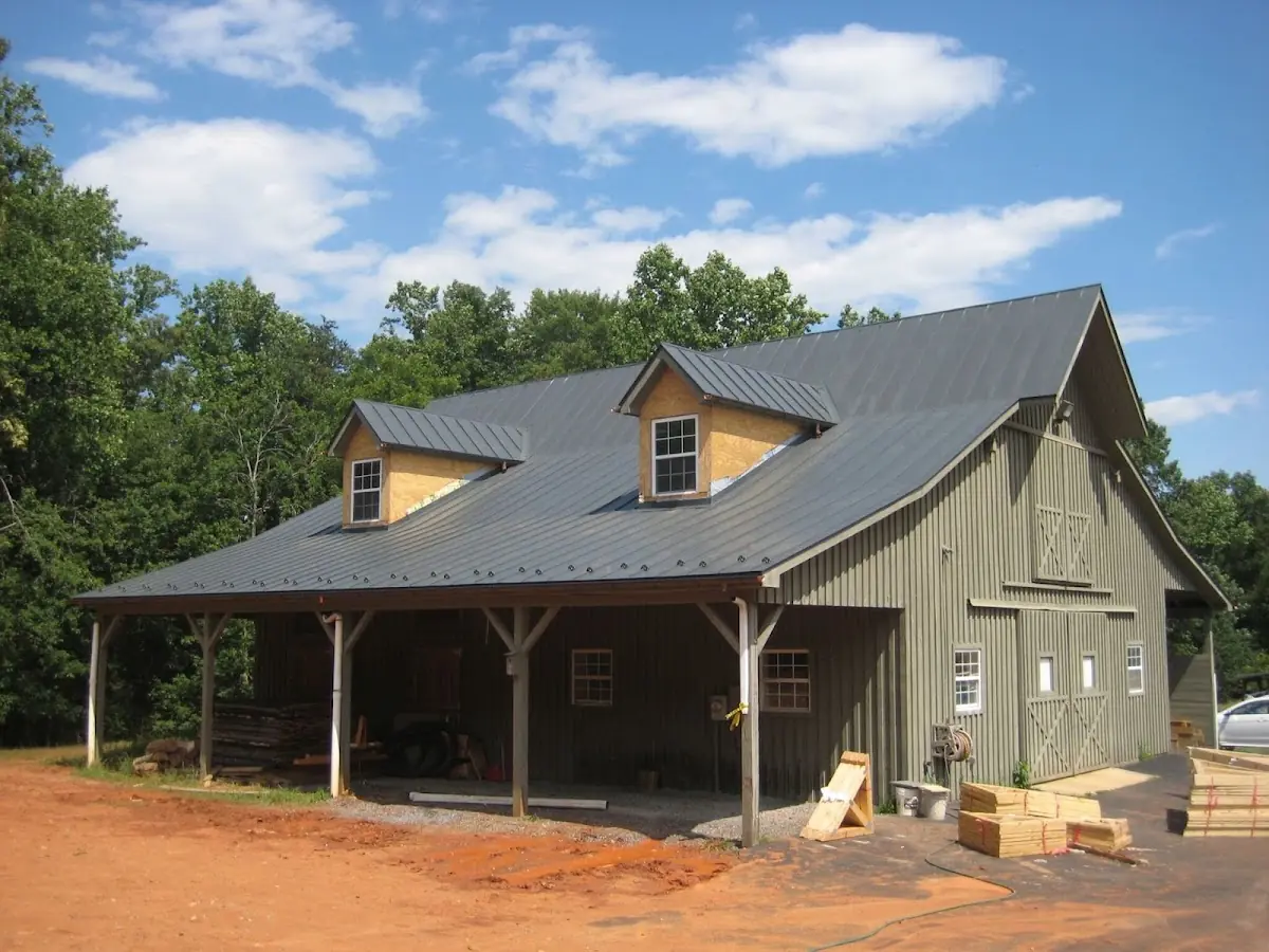 Expert Asphalt Roof Repair workmanship in Tropico